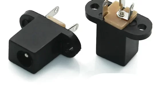 DC power jack female socket panel mounted 3pin solder (5.5 x2.1mm)